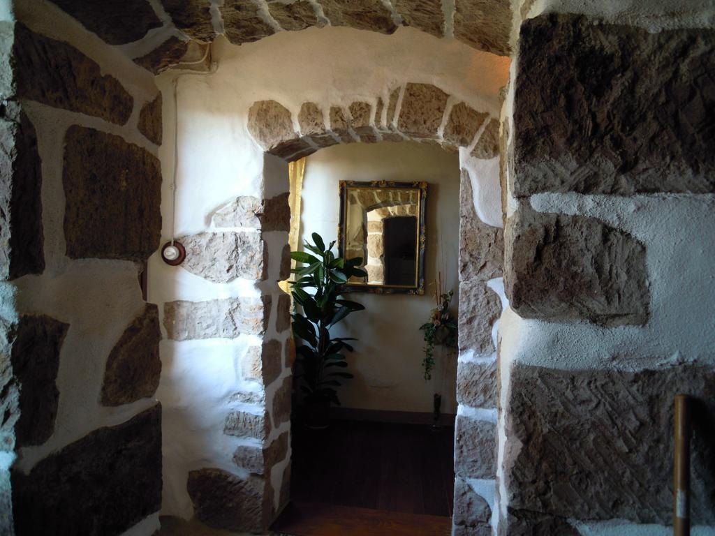 Casa Castori Bed & Breakfast Macomer Bagian luar foto