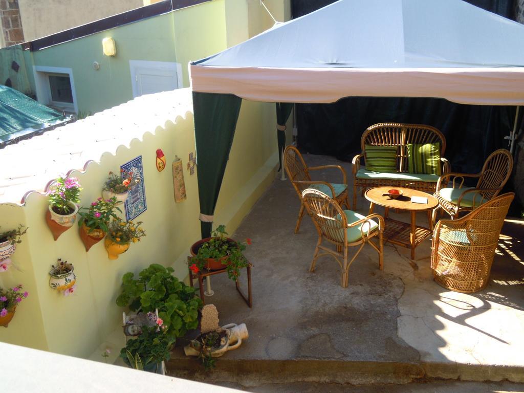 Casa Castori Bed & Breakfast Macomer Bagian luar foto