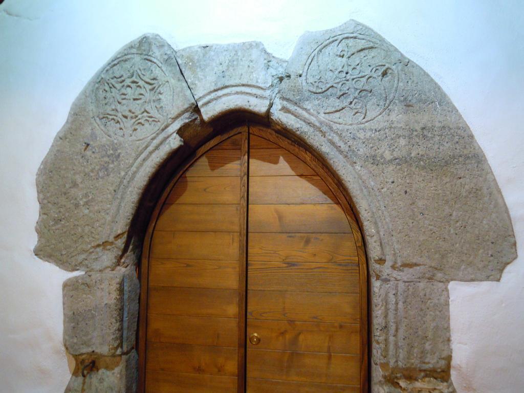 Casa Castori Bed & Breakfast Macomer Bagian luar foto